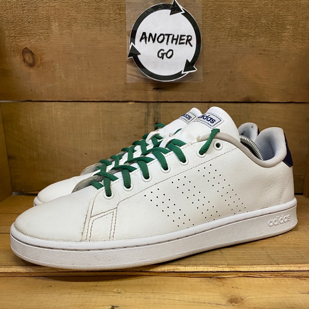 *SOLD* Men’s Adidas Advantage White Sneakers - Picture 3 of 12